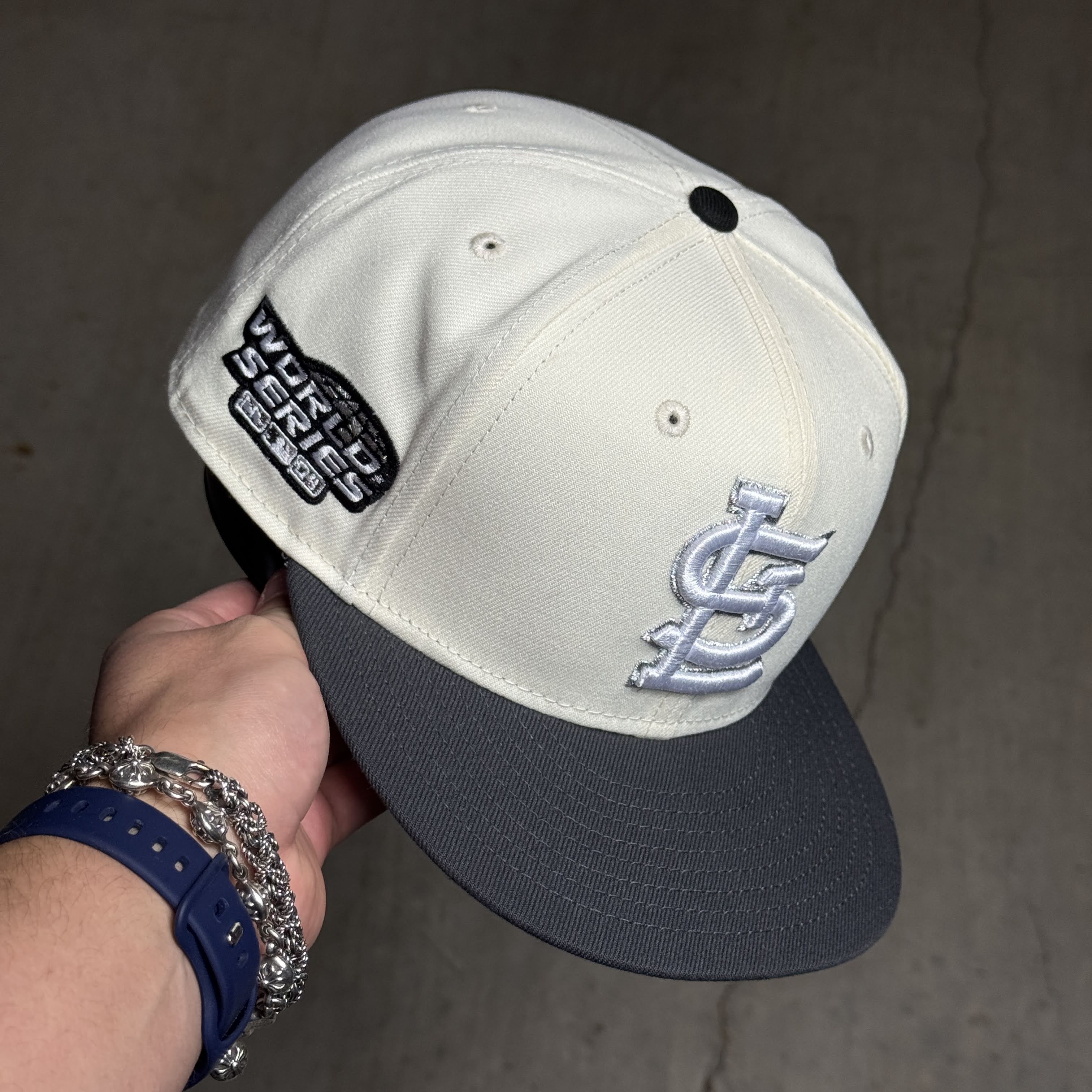 USED 3/4 Chrome St. Louis Cardinals 2004 World Series 59fifty New Era Fitted Hat Cap