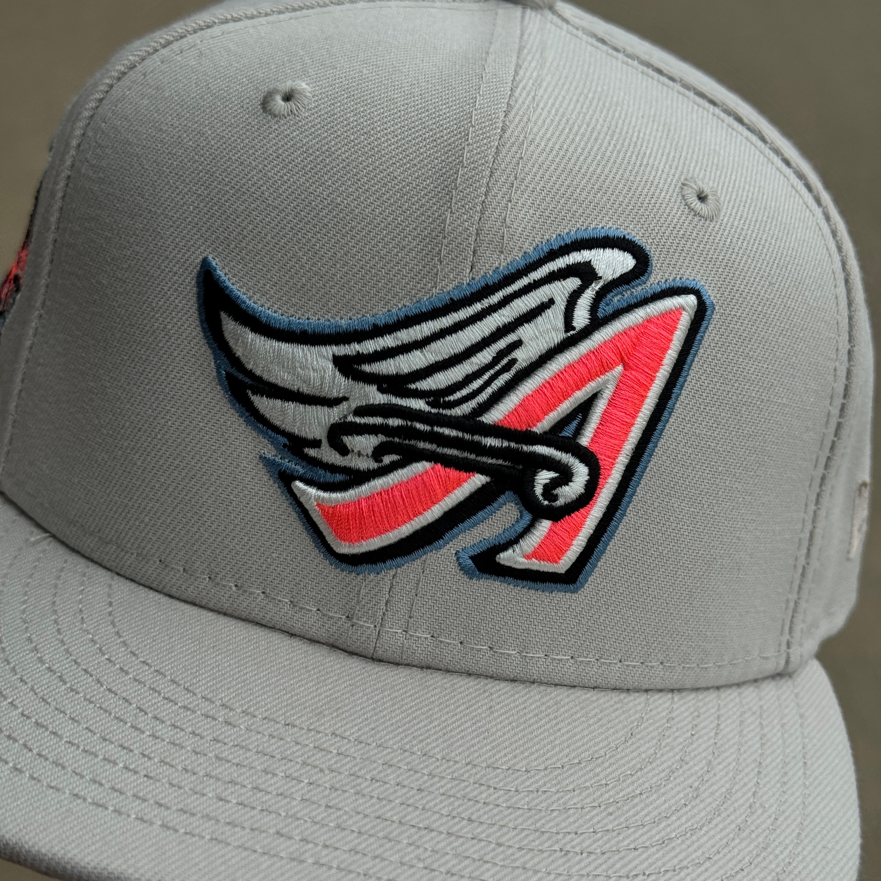 USED Stone Los Angeles Angels 40th Season 59fifty New Era Fitted Hat Cap