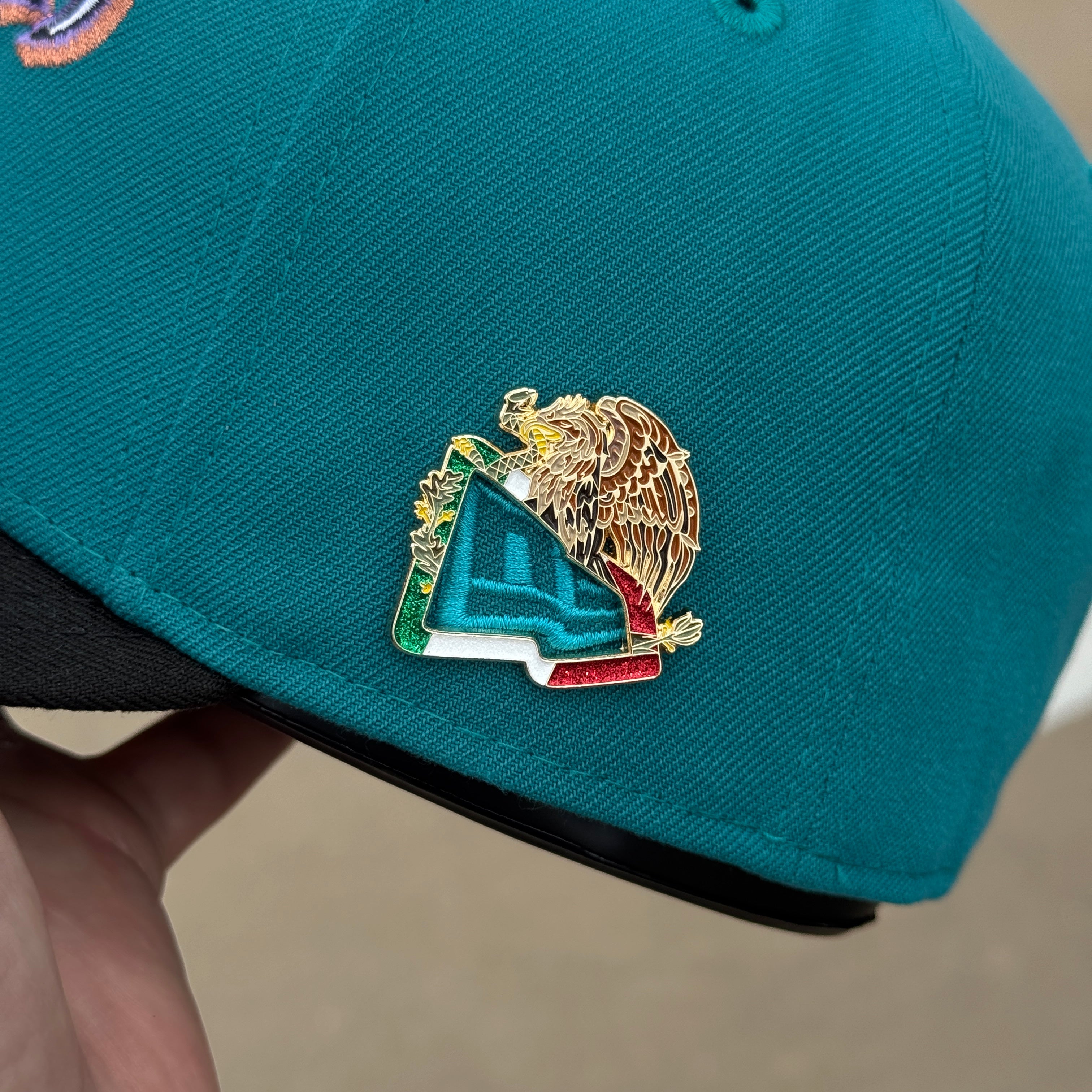 El Aguila Y La Serpiente Mexico Represent New Era Flag Logo Pin