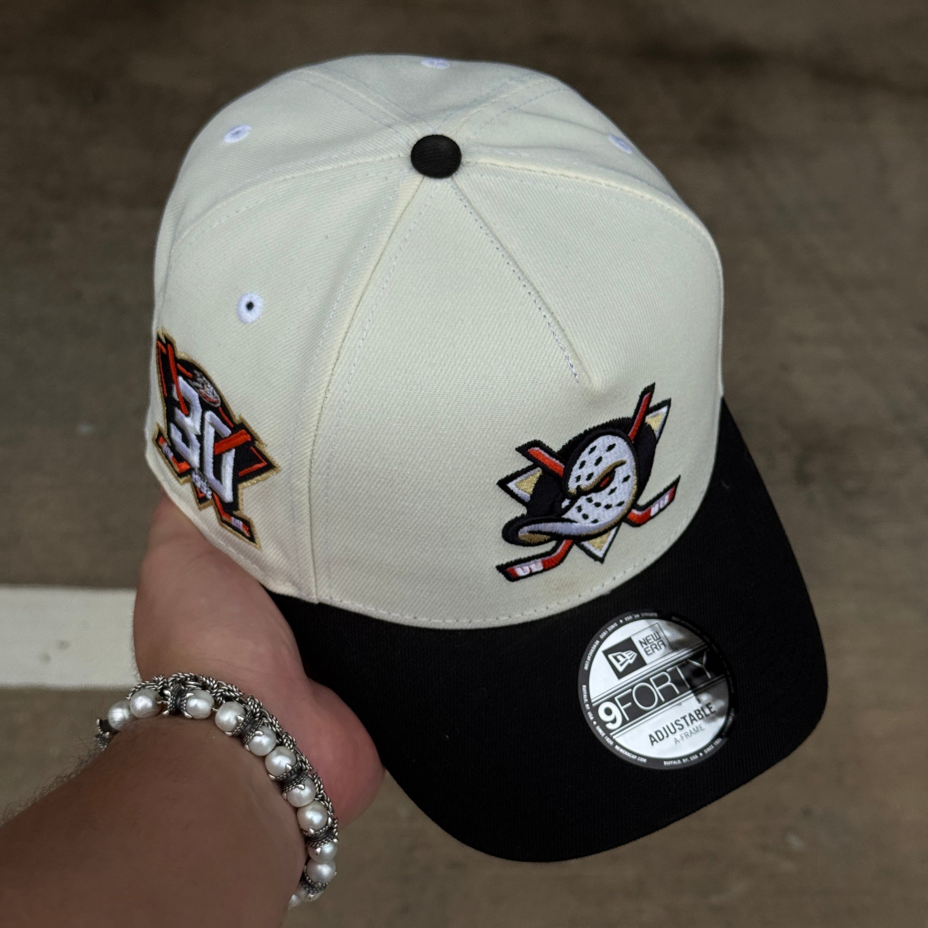 NWT Chrome Anaheim Ducks NHL 9Forty New Era Adjustable Snapback Hat