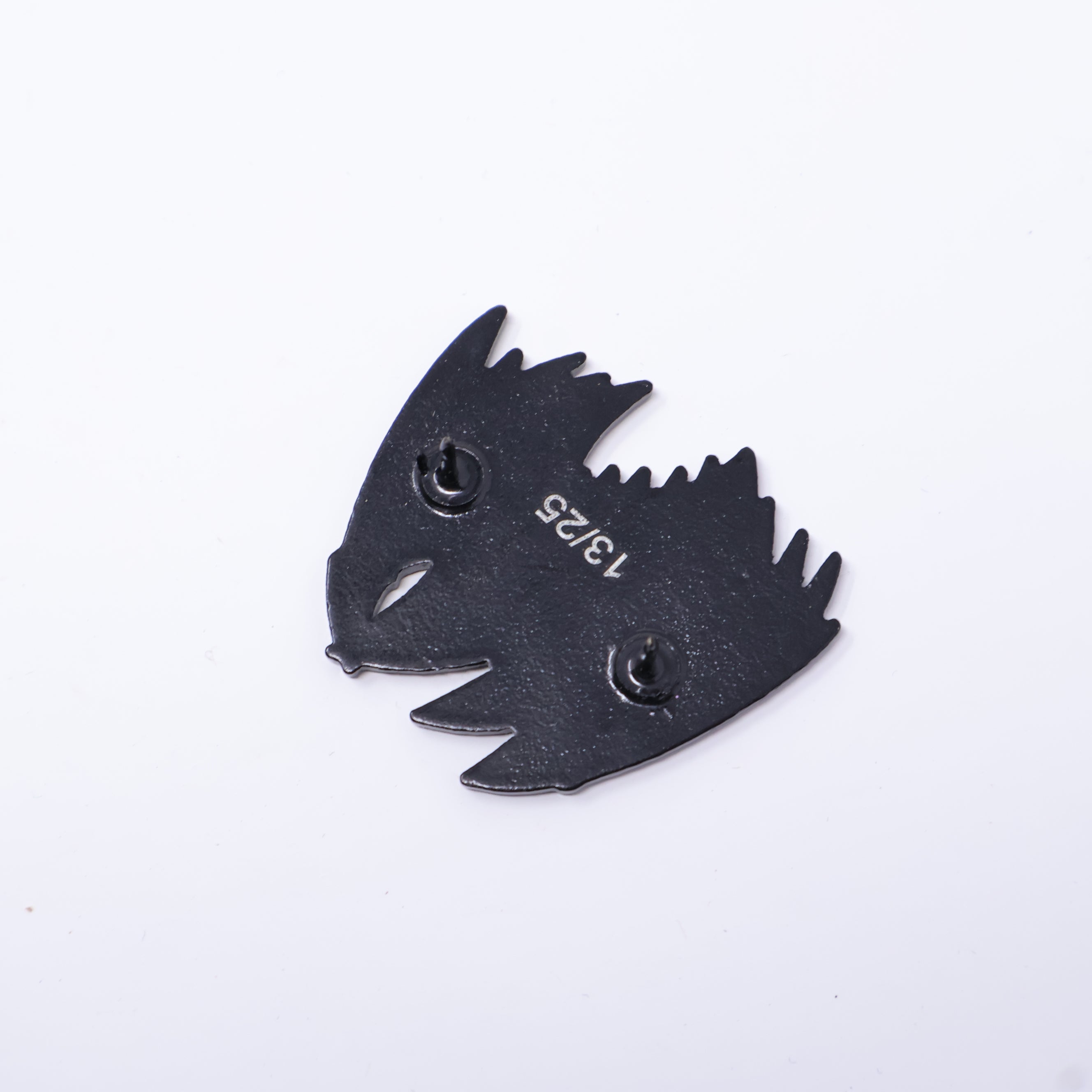 Camo Realtree Razor Dragon Peeker Pin