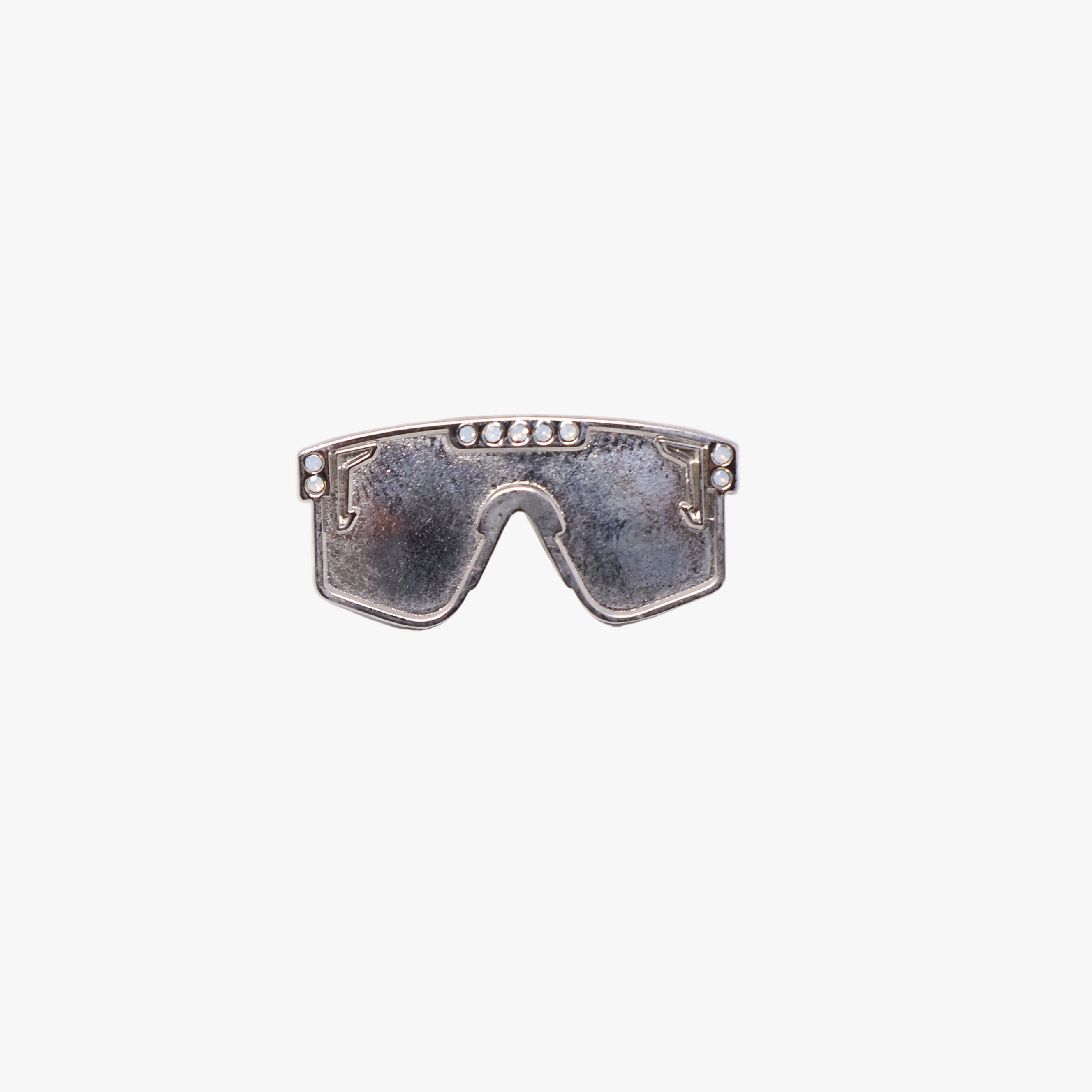 Silver Chonchi Sunglasses Graphic Pin