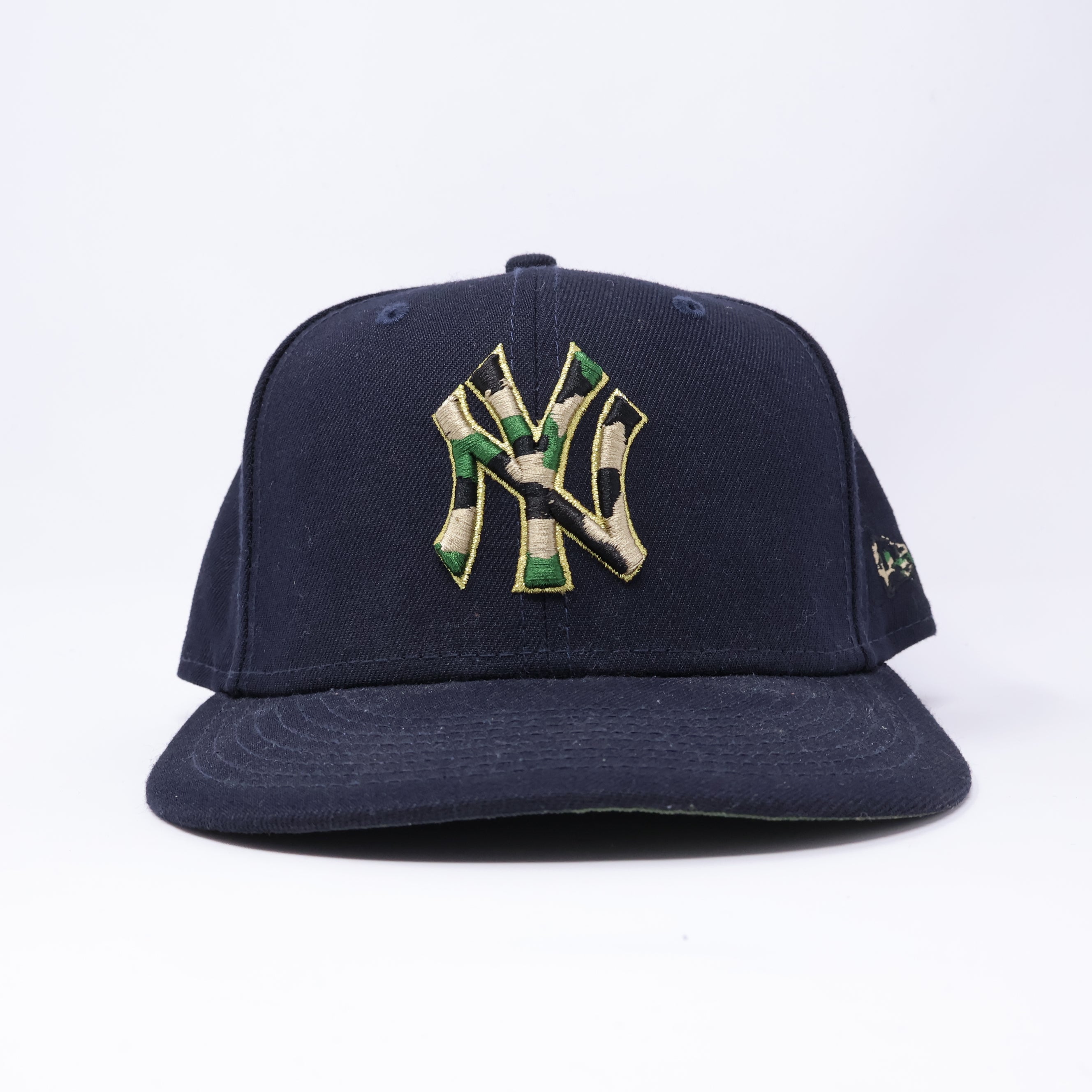 USED 3/8 Navy New York Yankees Camo Pattern 59fifty New Era Fitted Hat Cap