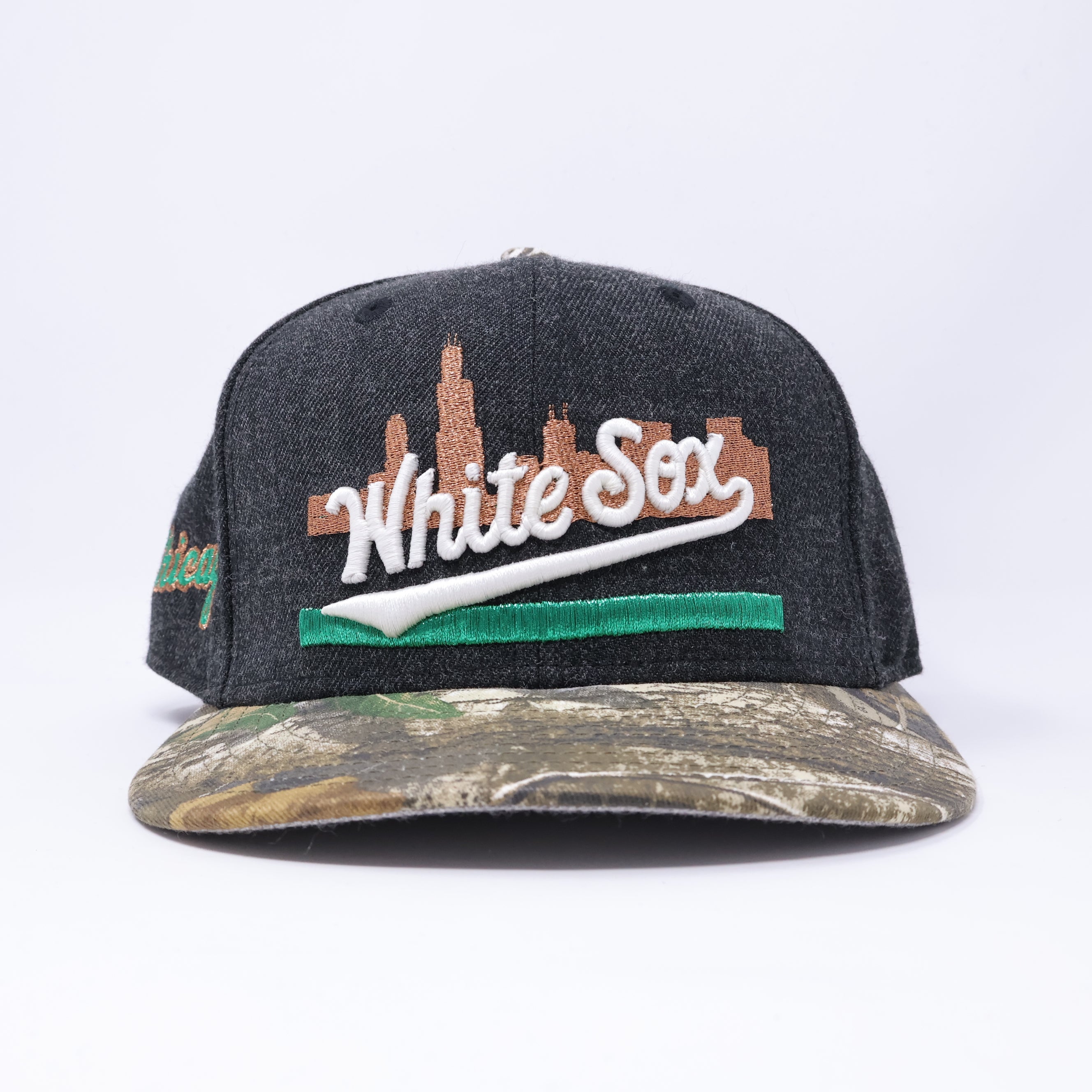 USED 1/2 Black Chicago White Sox 59fifty New Era Fitted Hat Cap