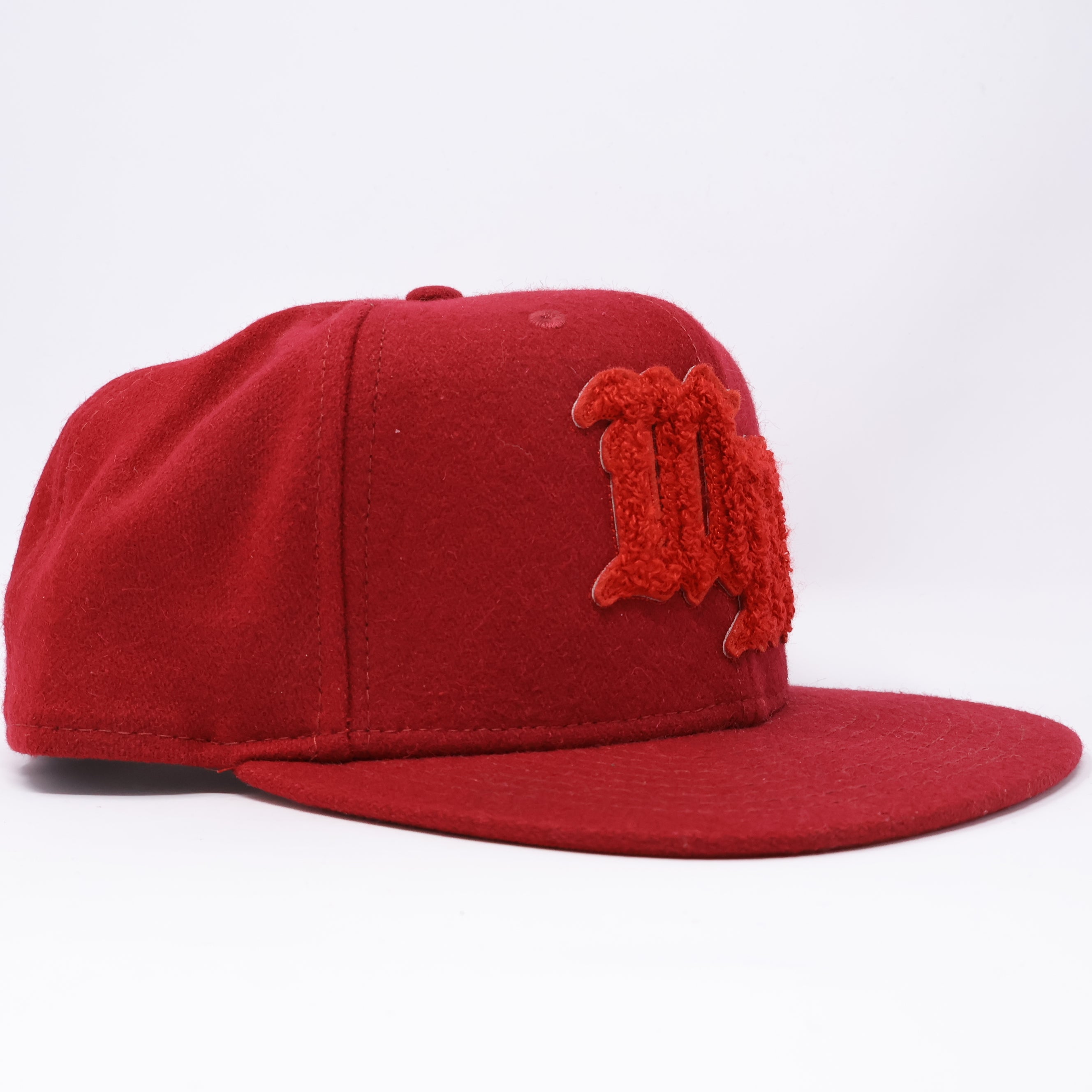 NWT Red Mickey Mouse Disney Gothic 9fifty New Era Snapback Hat