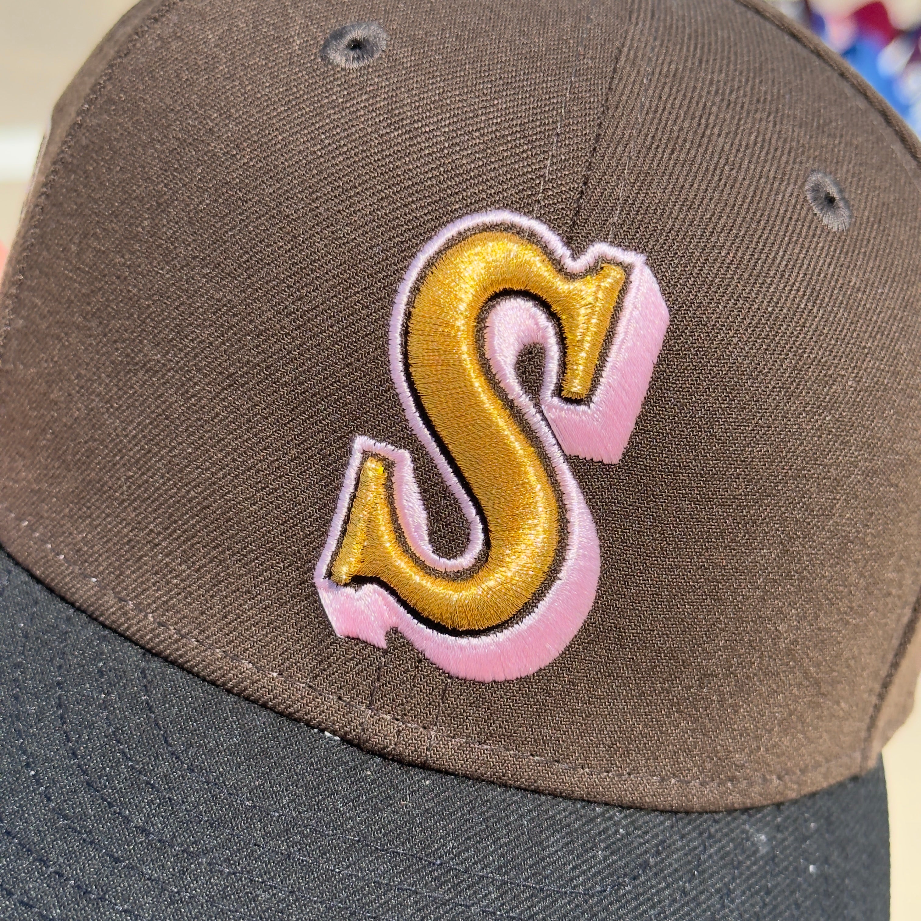 7 1/8 USED Brown Pink Seattle Mariners  40th Anniversary Simple 59fifty New Era Fitted Hat