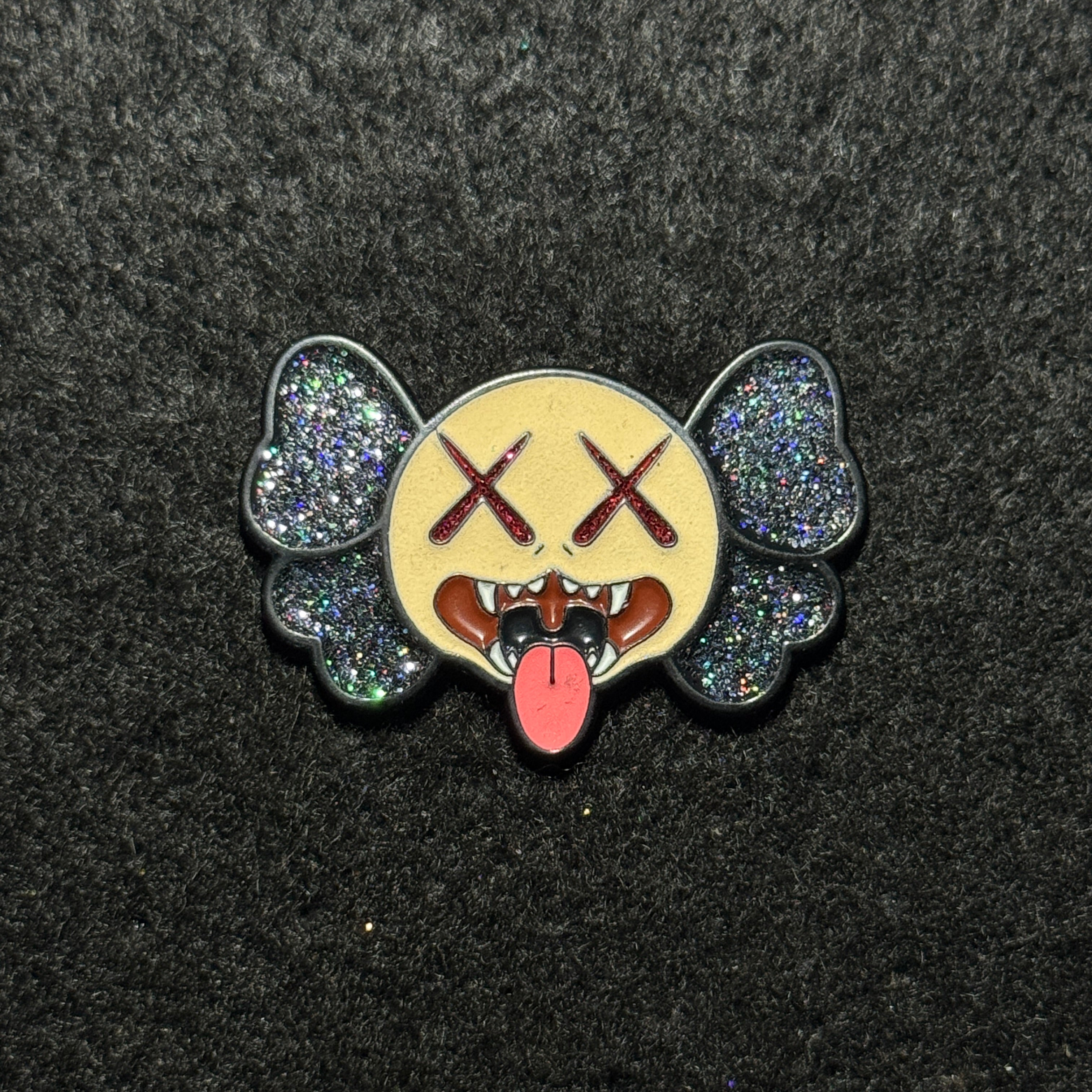 Kaws Black Glitter / Neutral Plating Graphic Pin