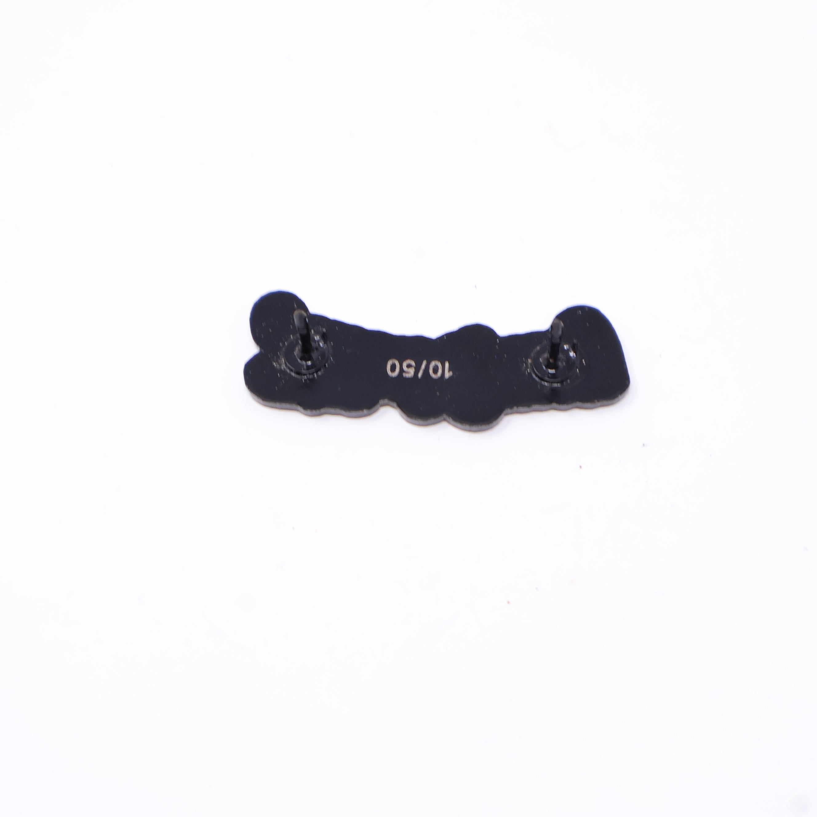 Fitted Gang Script Pin