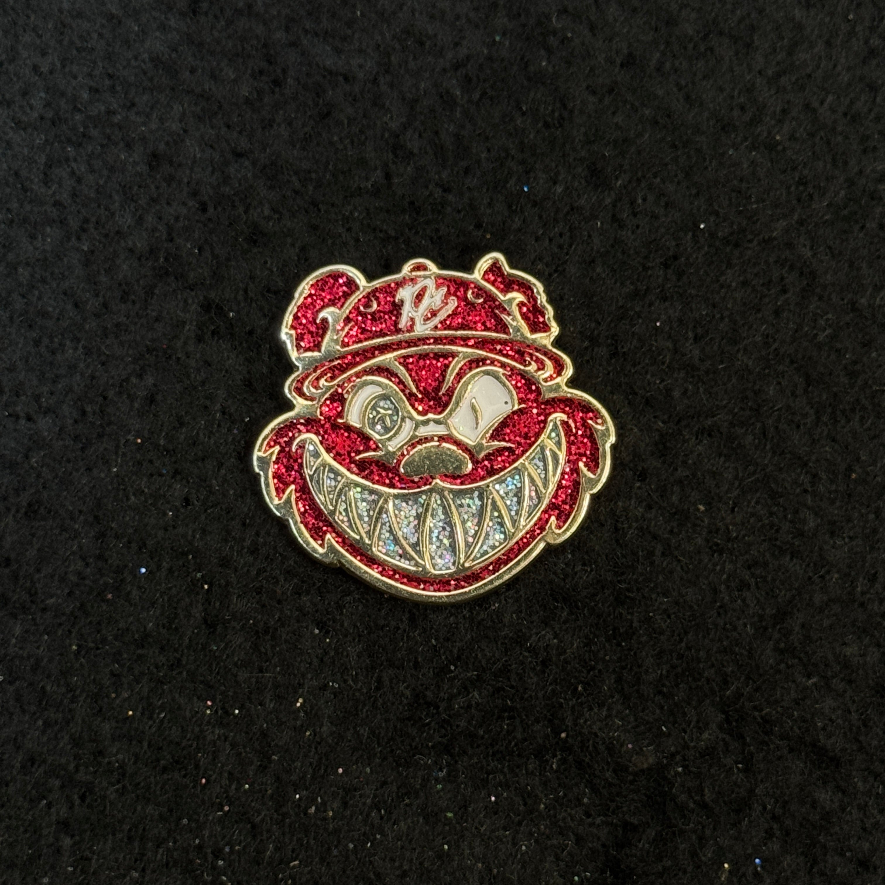 Pinzcity Bear Classic Red Graphic Pin