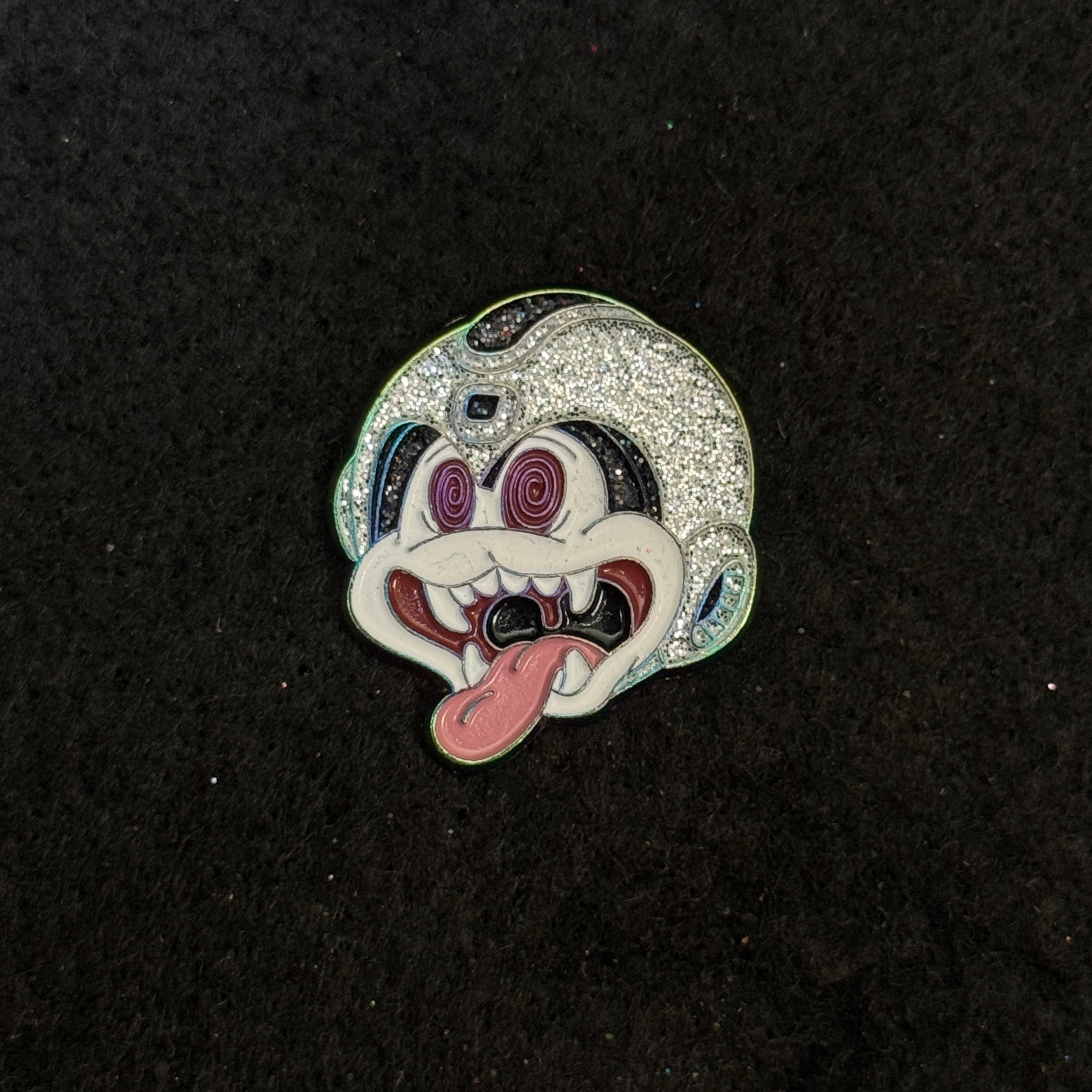 Crazy Face Silver Irisdescent Plating Graphic Pin