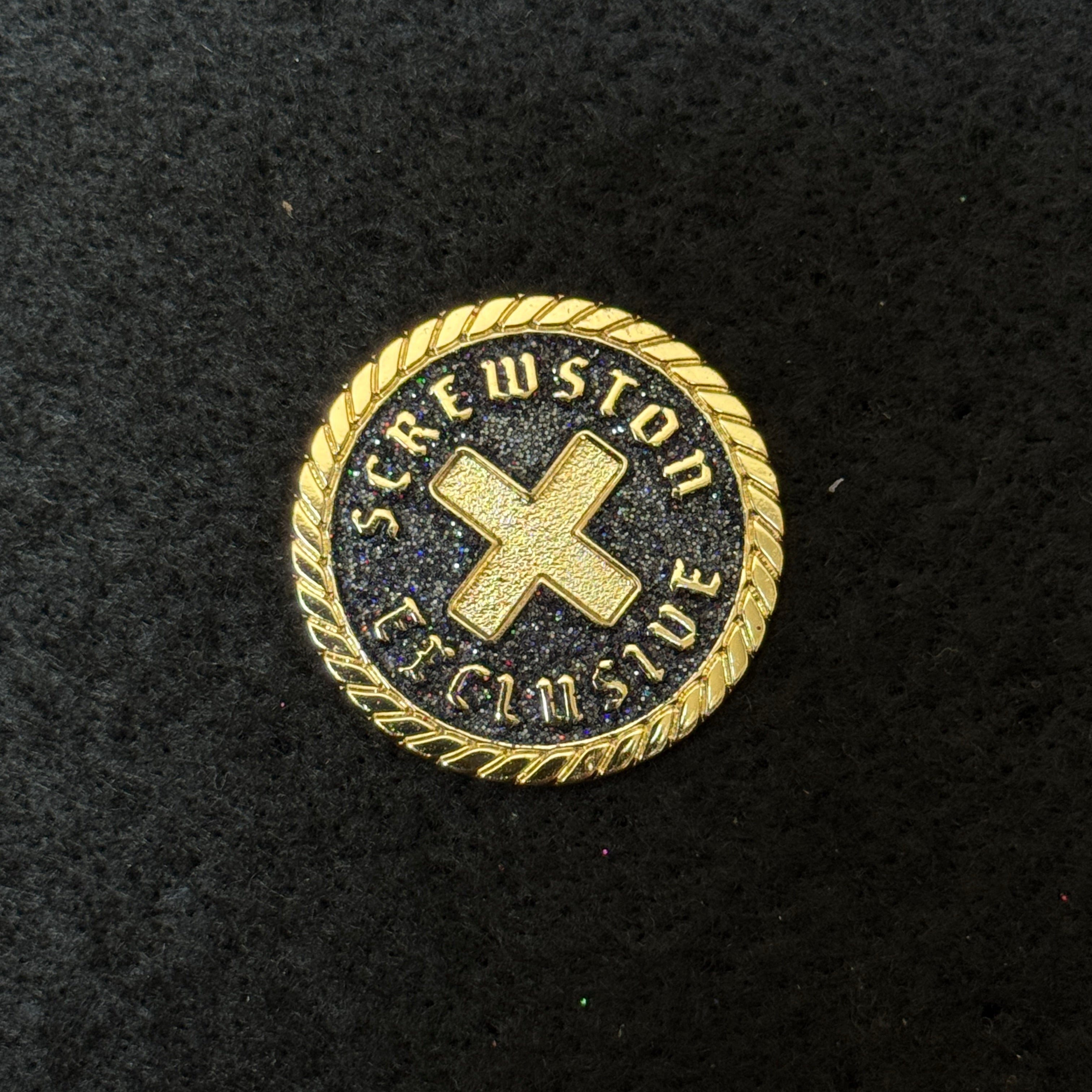 Supremo Black/Gold Screwston Exclusive Coin Pin