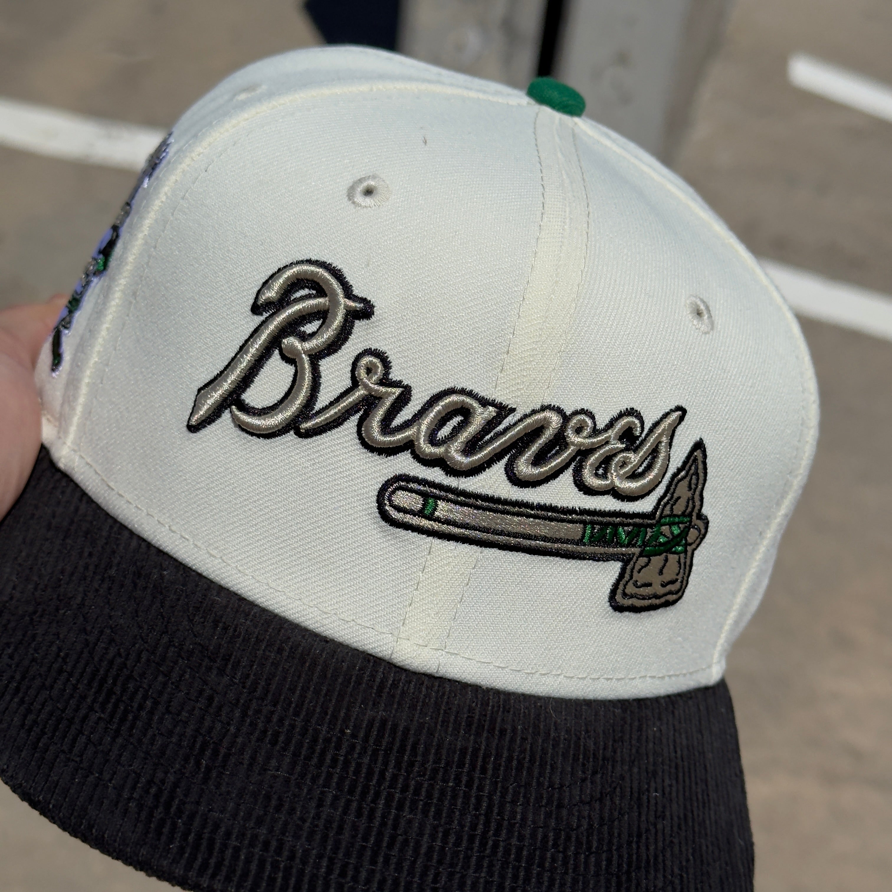 7 1/4 USED Atlanta Braves 30th Season Corduroy 59fifty New Era Fitted Hat Cap