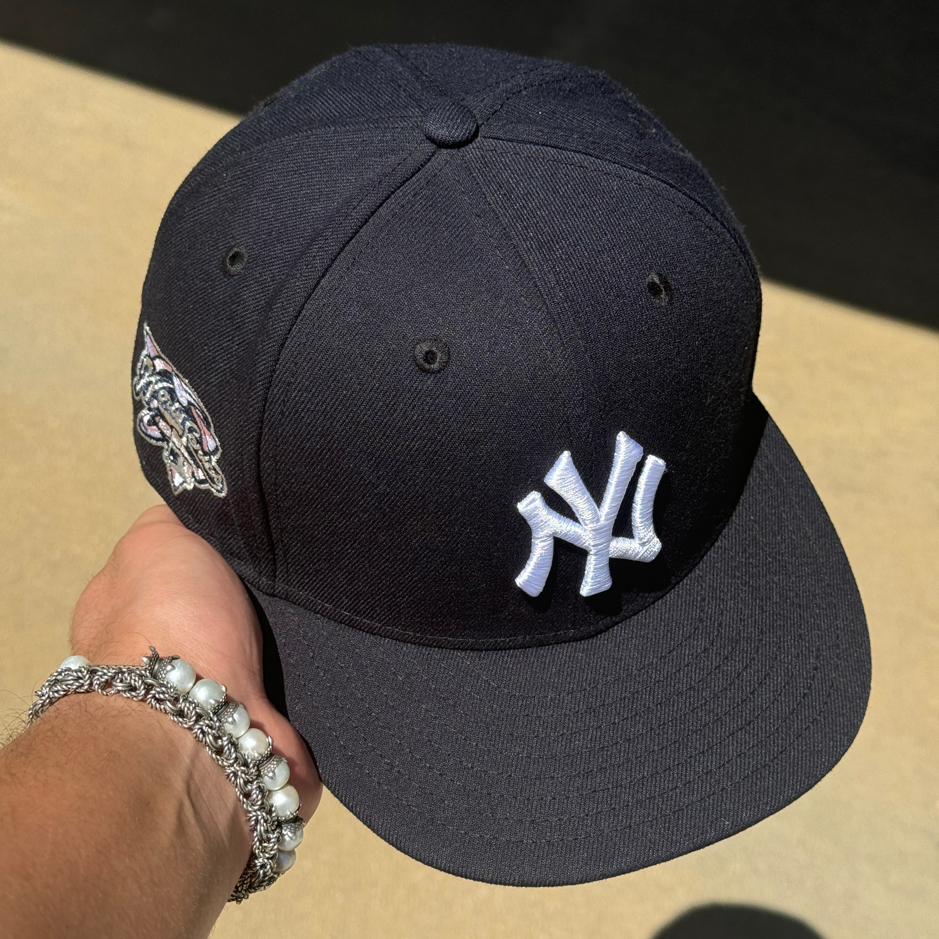 USED 1/4 Navy New York Yankees 2000 World Series 59fifty New Era Fitted Hat Cap