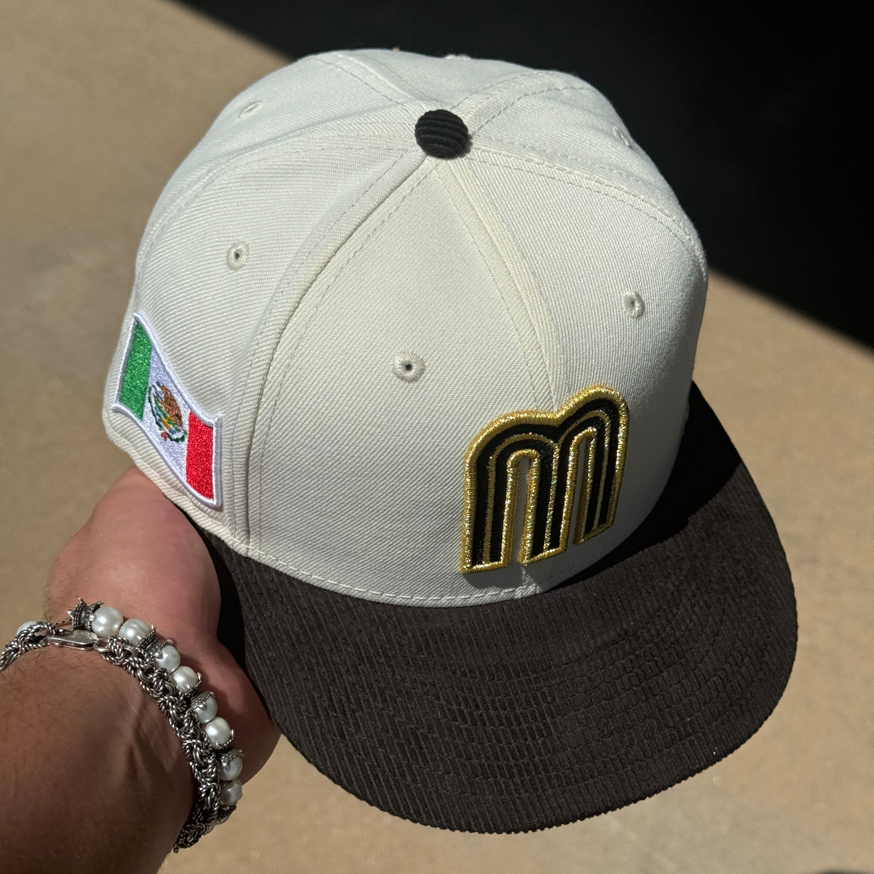 USED 5/8 Chrome Mexico WBC Flag MLB Corduroy 59fifty New Era Fitted Hat Cap