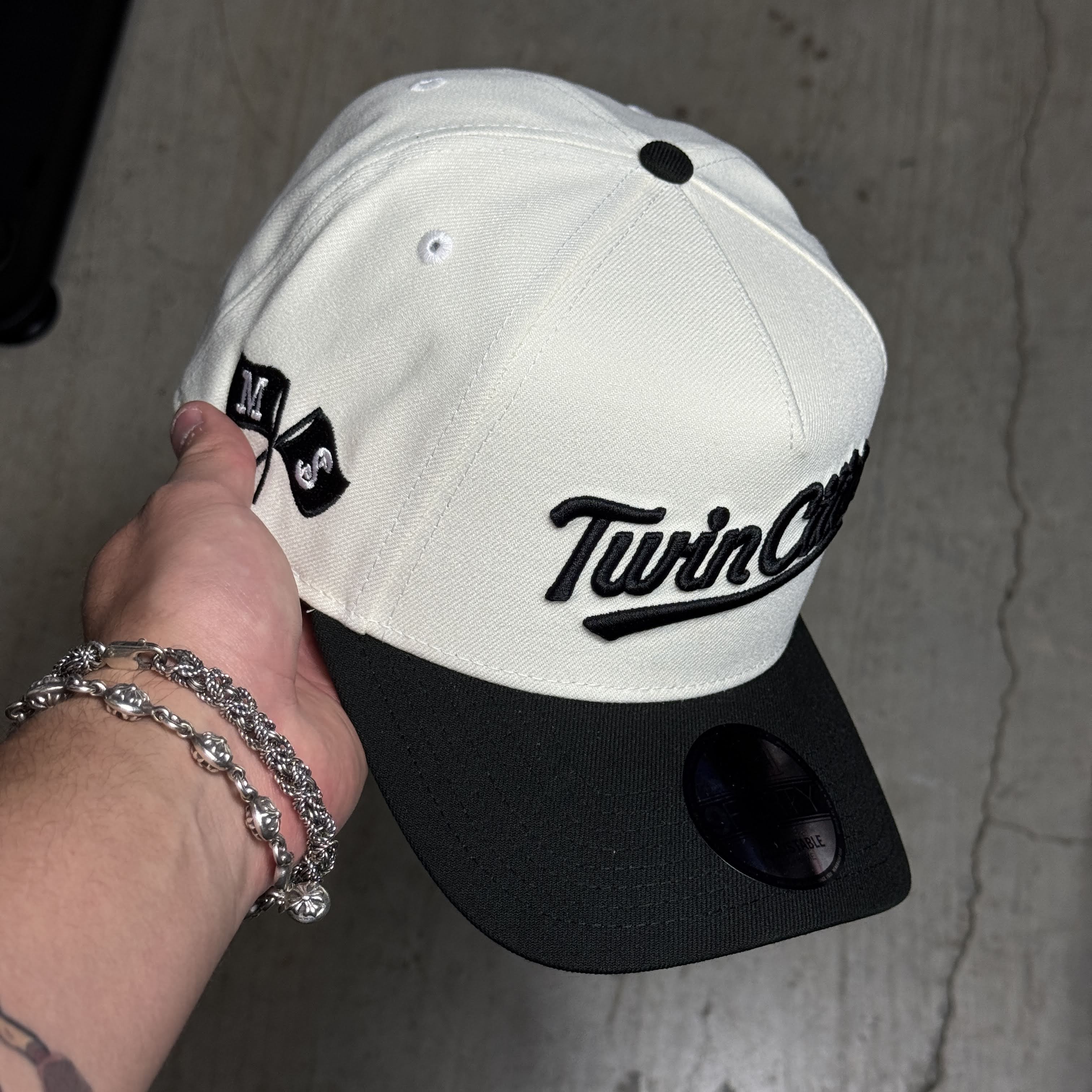 NWT Chrome Minnesota Twins 9Forty New Era Adjustable Hat 5 Panel Snapback