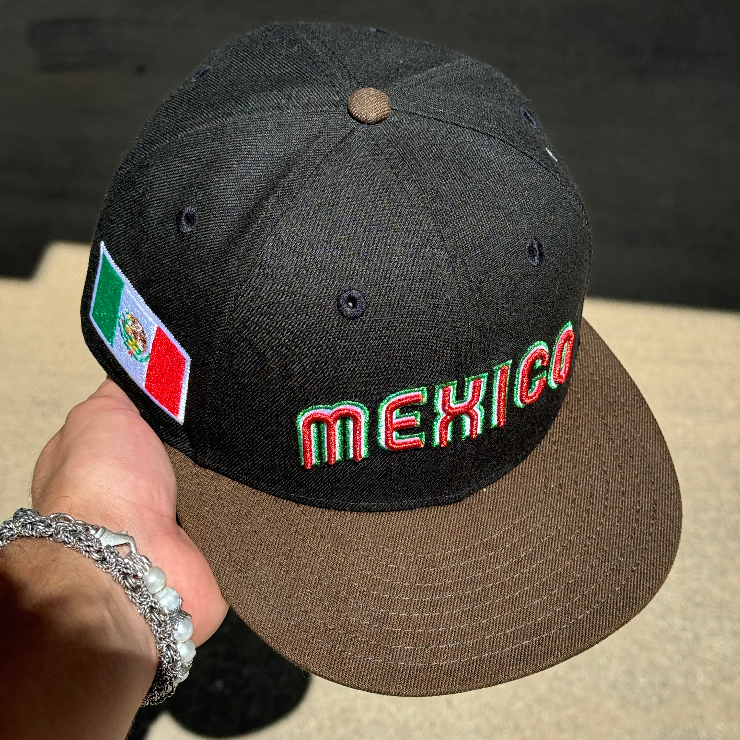 USED 1/2 Black Mexico WBC Baseball Mexican Flag 59fifty New Era Fitted Hat Cap