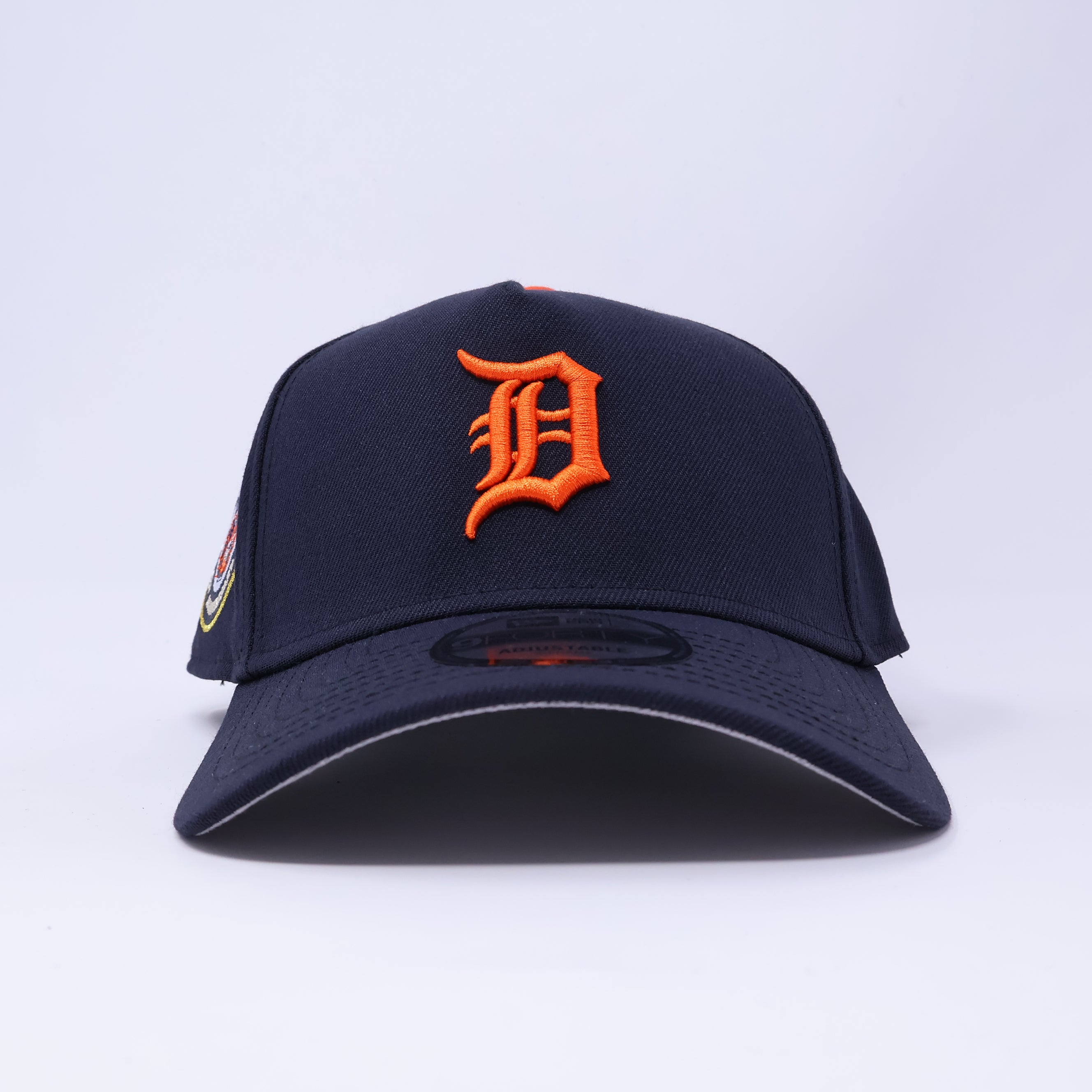 NWT Navy Detroit Tigers Roar of '84 2024 World Series 9Forty A-Frame New Era Adjustable Snapback Hat 5 Panel