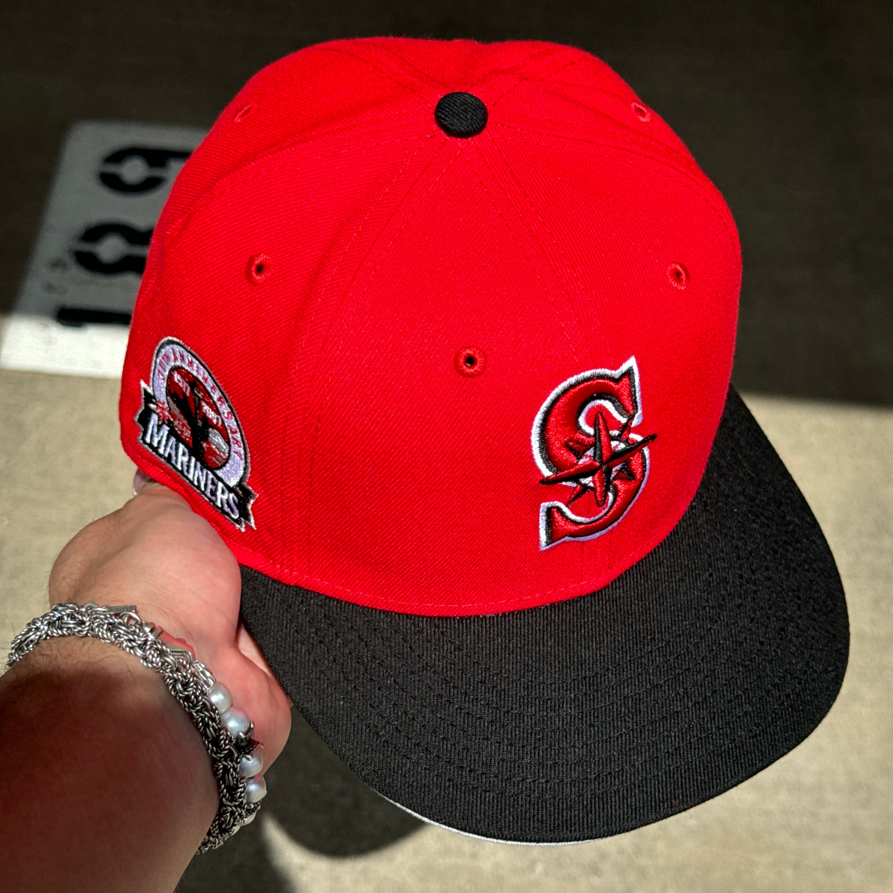 USED 1/2 Red Seattle Mariners 30th Anniversary 59fifty New Era Fitted Hat Cap