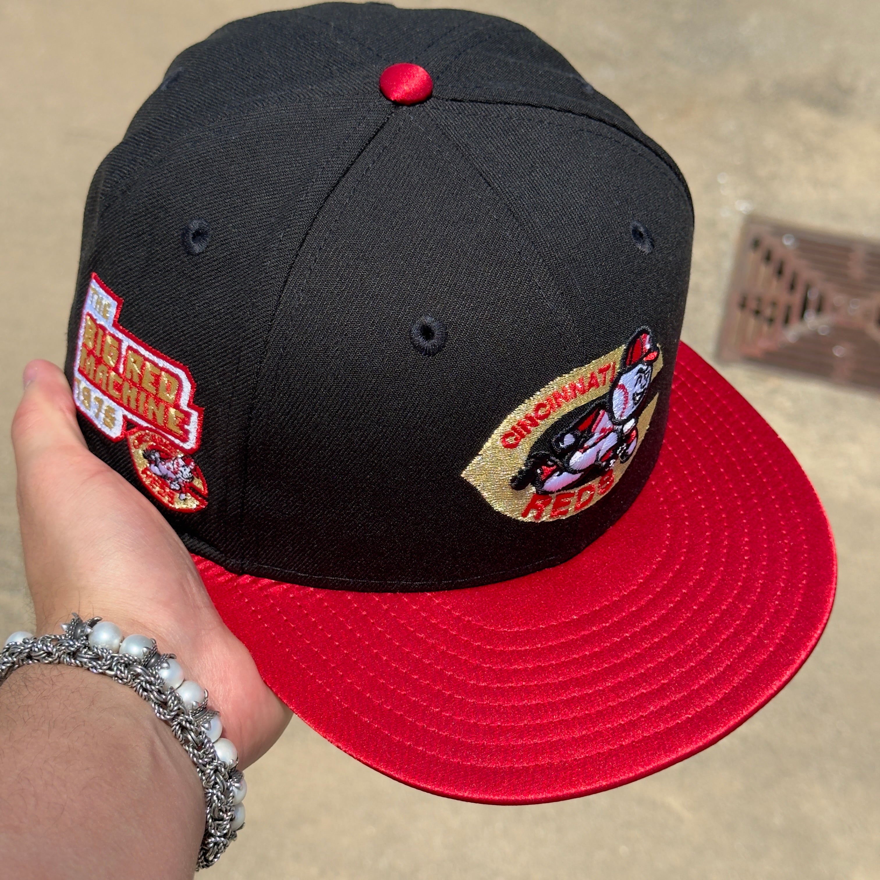 NEW Black Cincinnati Reds Big Red Machine 1975 Satin 59fifty New Era Fitted Hat Cap
