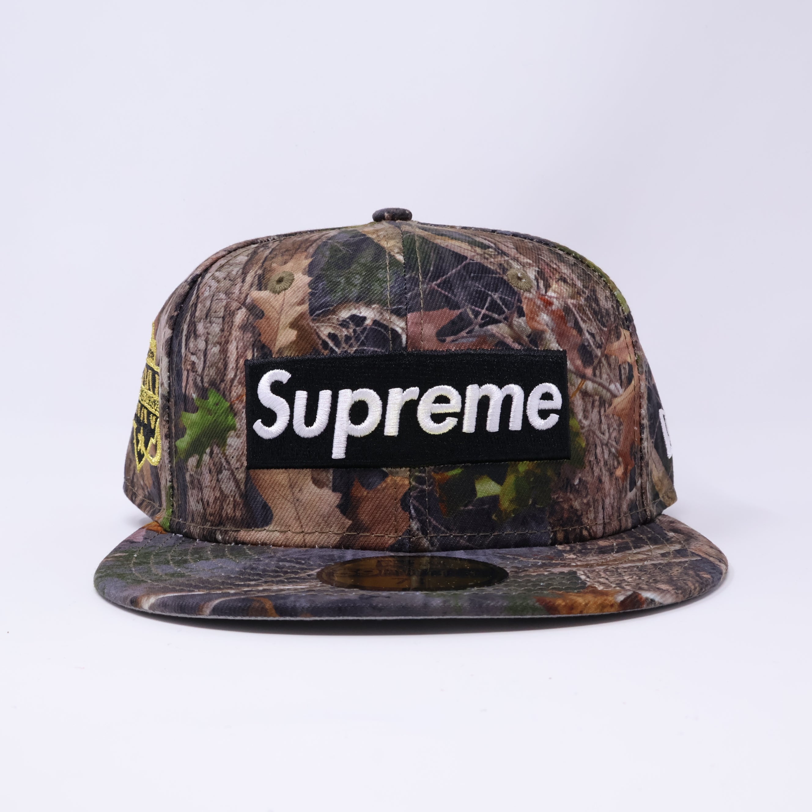 NWT camo Realtree Supreme World Famous 59fifty New Era Fitted Hat Cap
