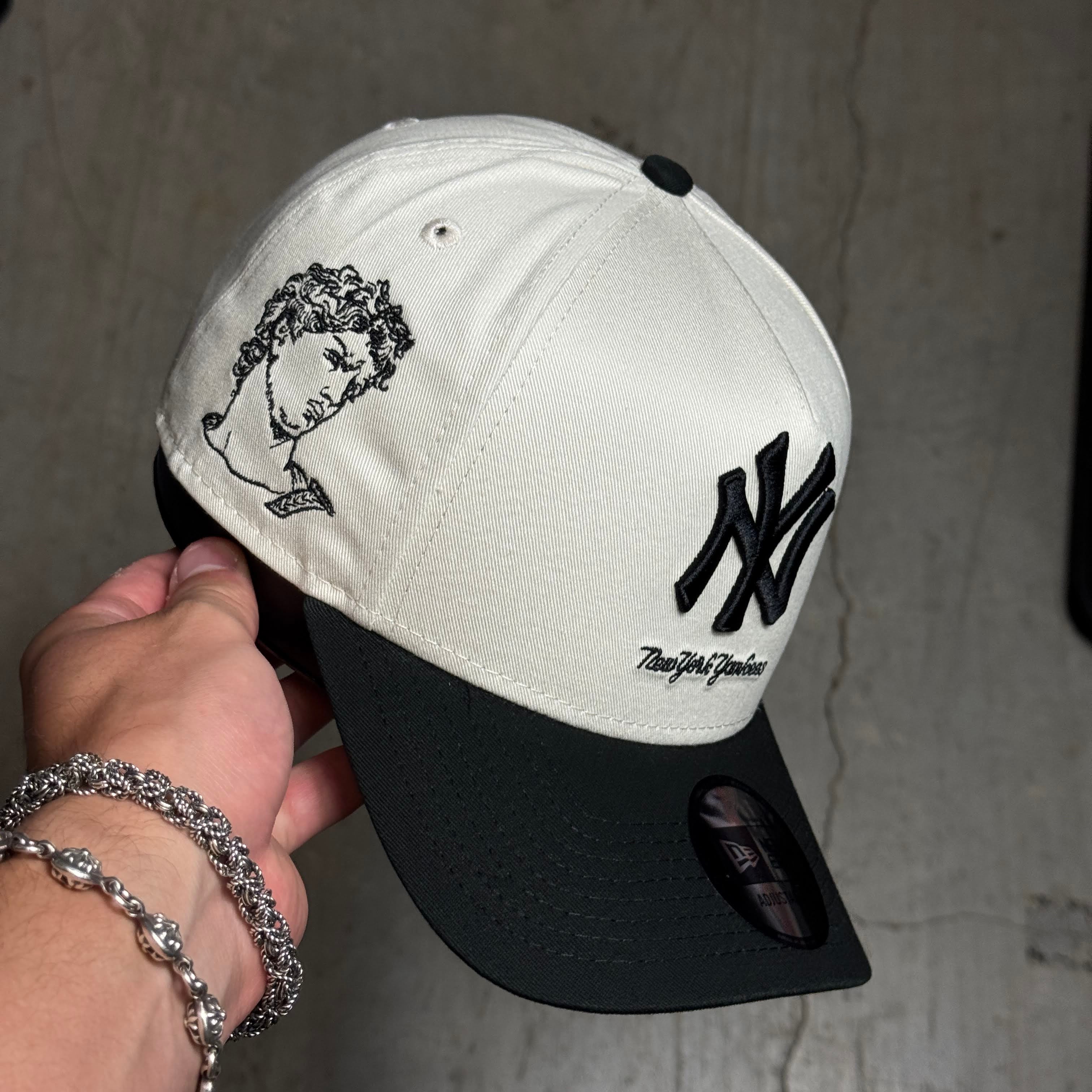 NWT Chrome New York Yankees Greek Gods 9Forty New Era Adjustable Snapback Hat 5 Panel