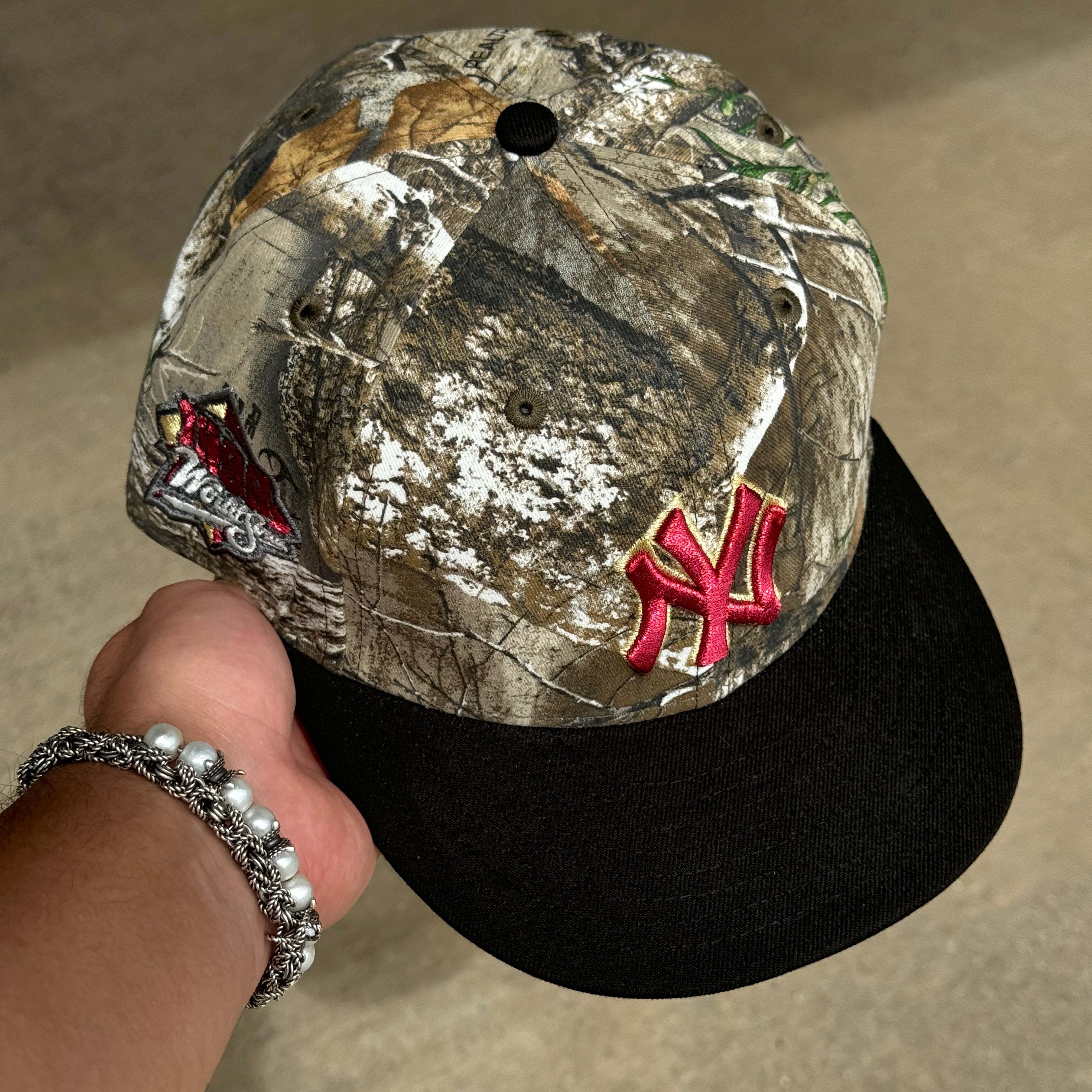 USED 3/4 Camo Realtree New York Yankees 1999 World Series 59fifty New Era Fitted Hat Cap