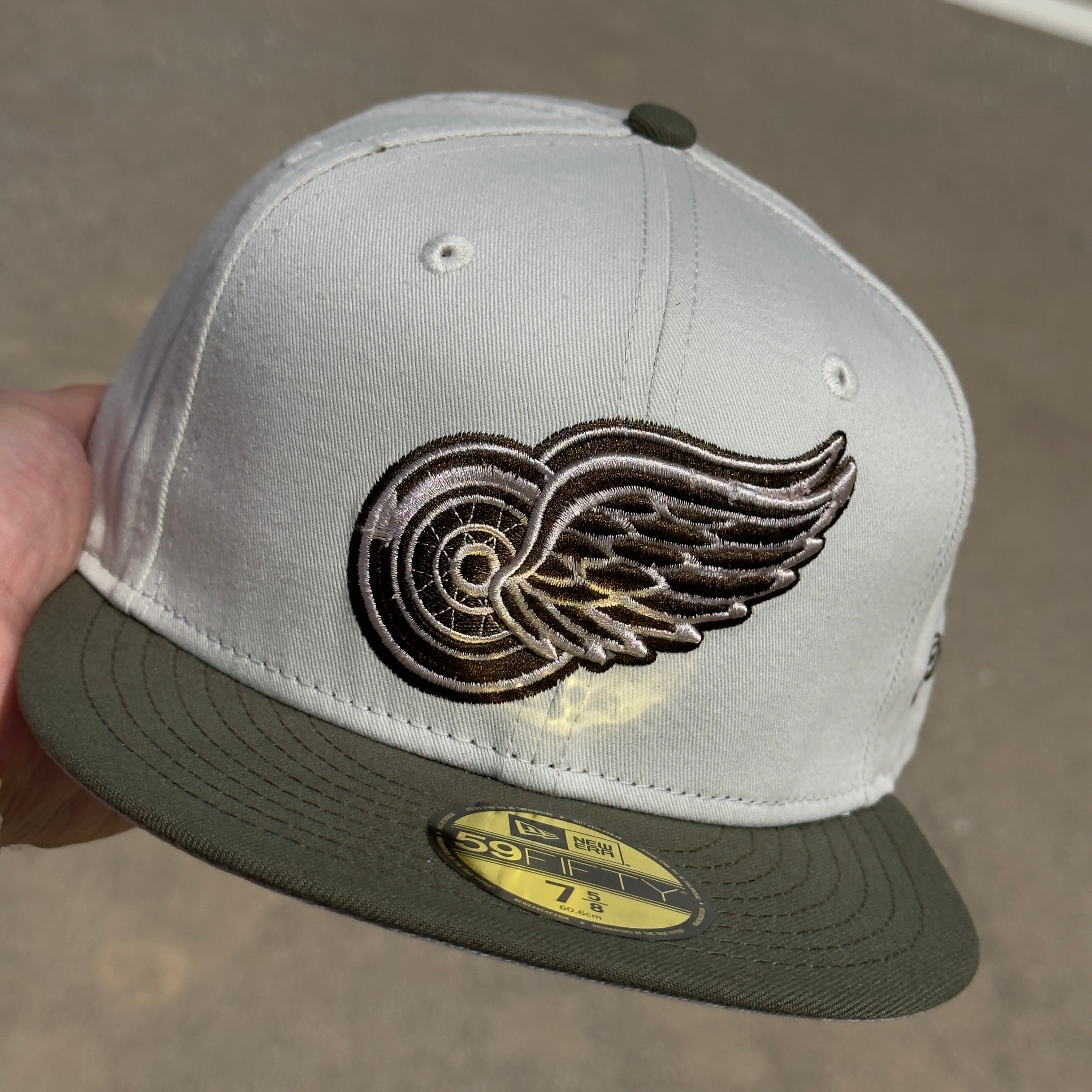 NEW 5/8 Stone Detroit Red Wings NHL Hockey Olive 59fifty New Era Fitted Hat Cap