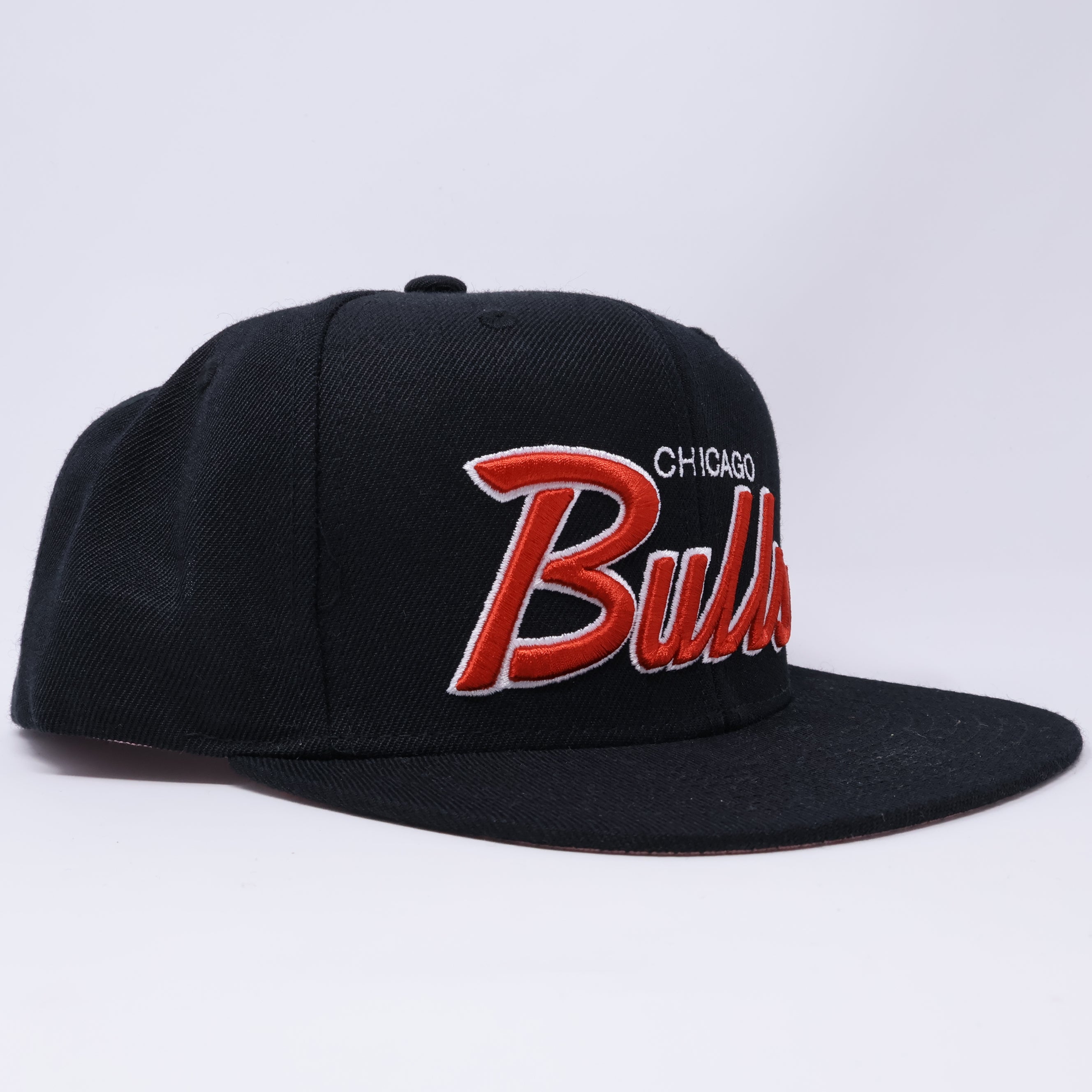 NEW Black Chicago Bulls NBA Windy city Vintage Mitchell and Ness Adjustable