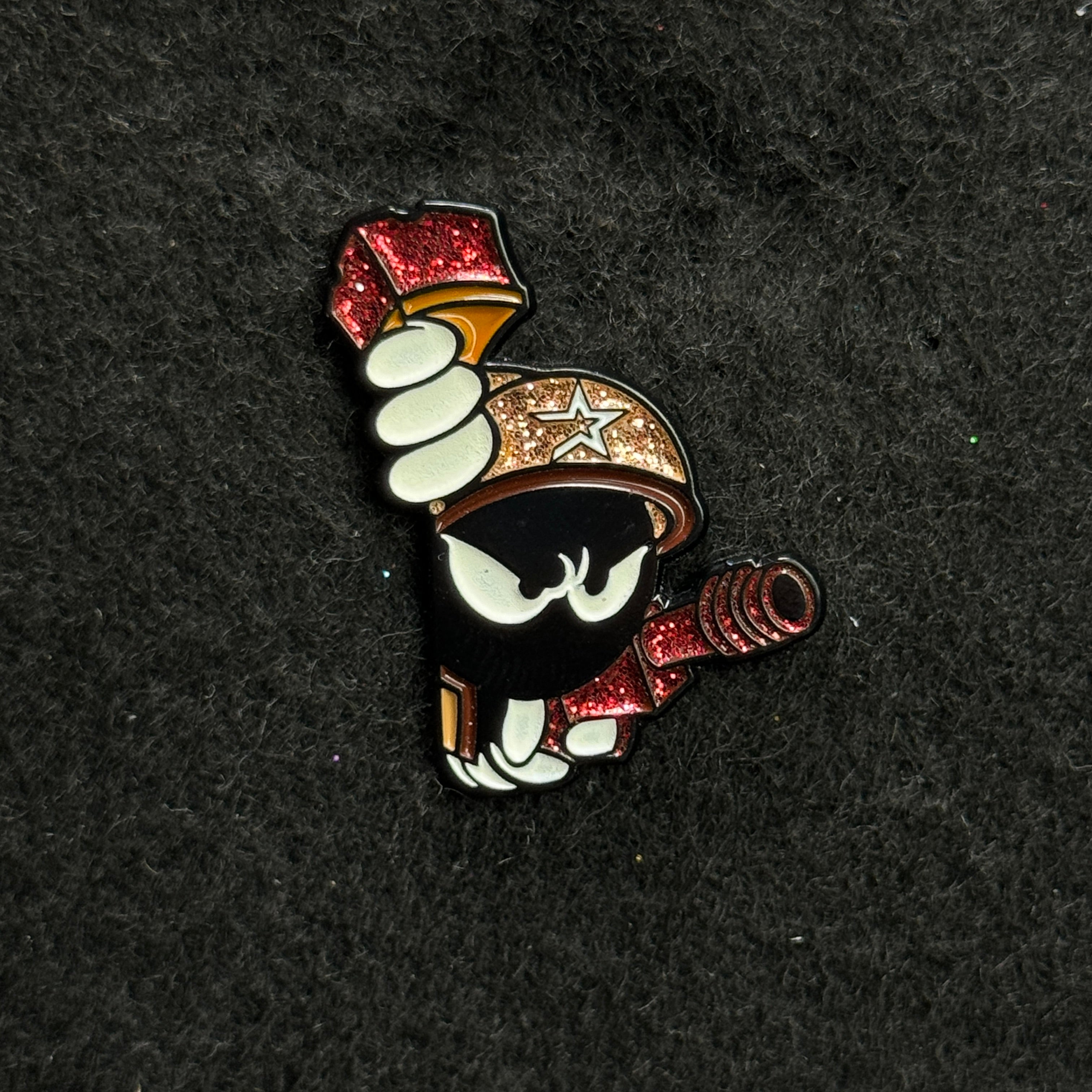 Copper Cap Red gun Marvin the Martian Peeker Pin (GITD)