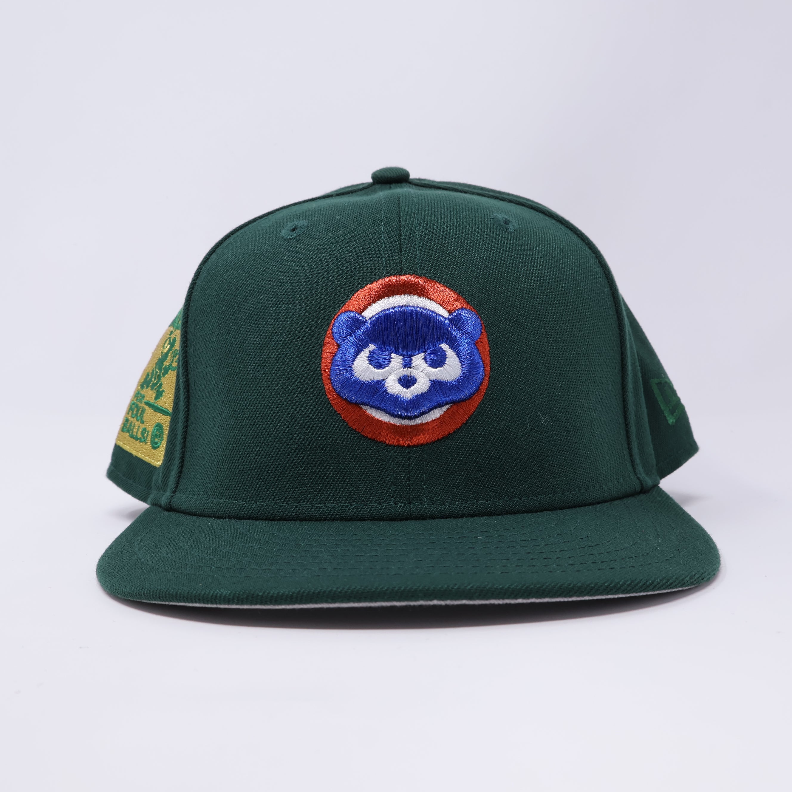 USED 5/8 Green Chicago Cubs Four Foul Balls 59fifty New Era Fitted Hat Cap