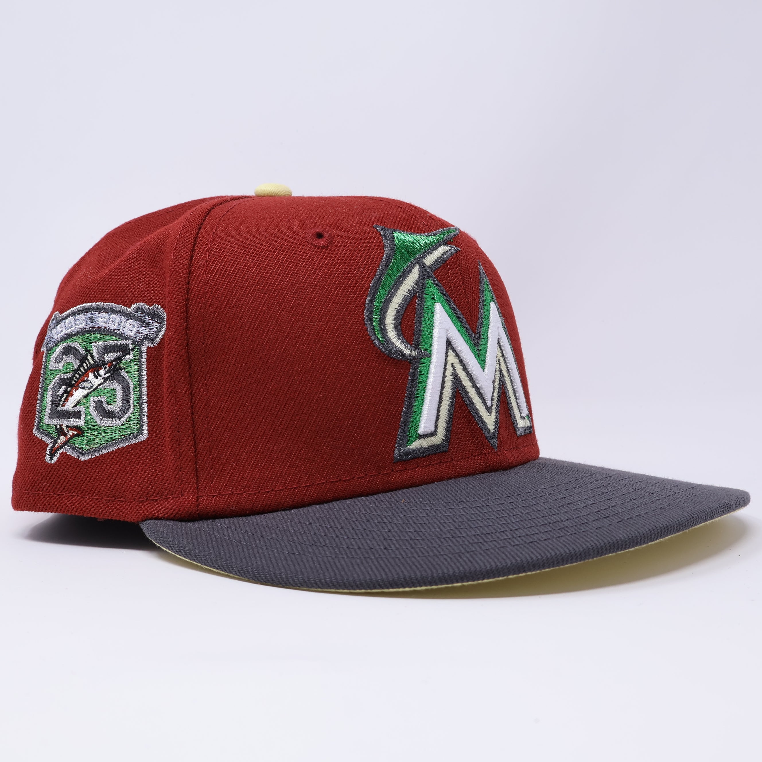 USED 1/8 Red Miami Marlins 25th Anniversary 59fifty New Era Fitted Hat Cap