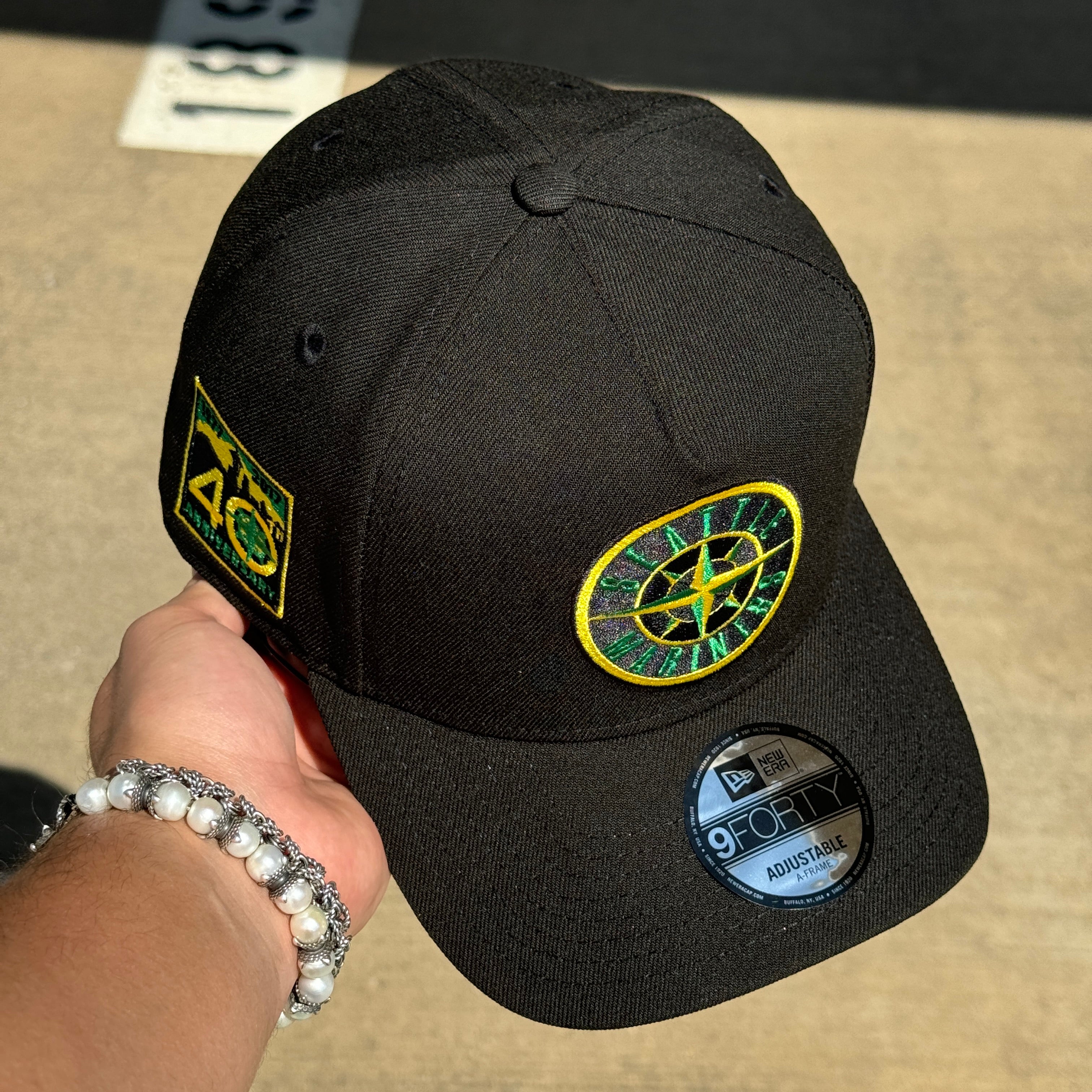 NEW Black Seattle Mariners 40th Anniversary 9Forty New Era Adjustable Snapback Hat