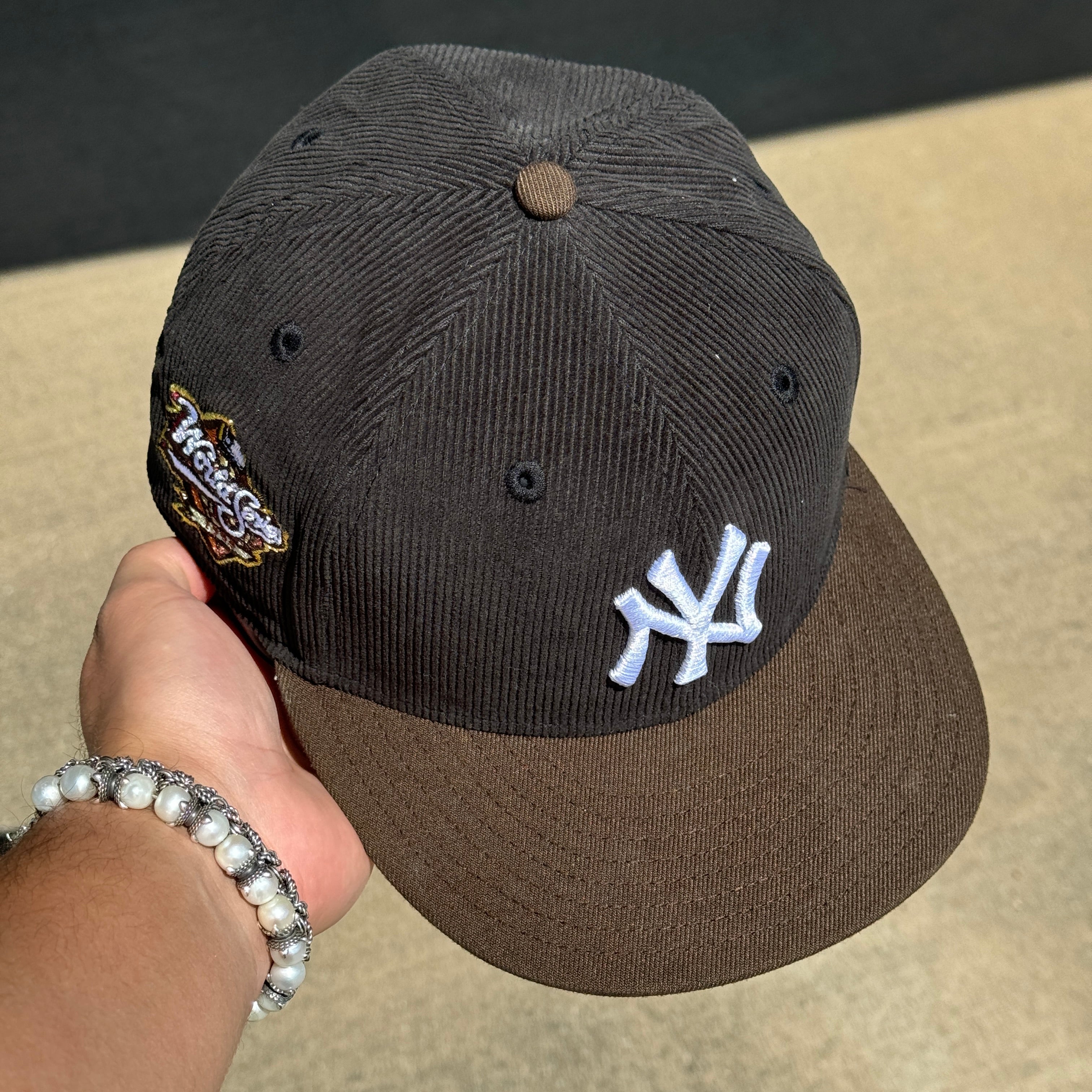 USED 1/4 Black Corduroy New York Yankees 1998 World Series 59fifty New Era Fitted Hat Cap