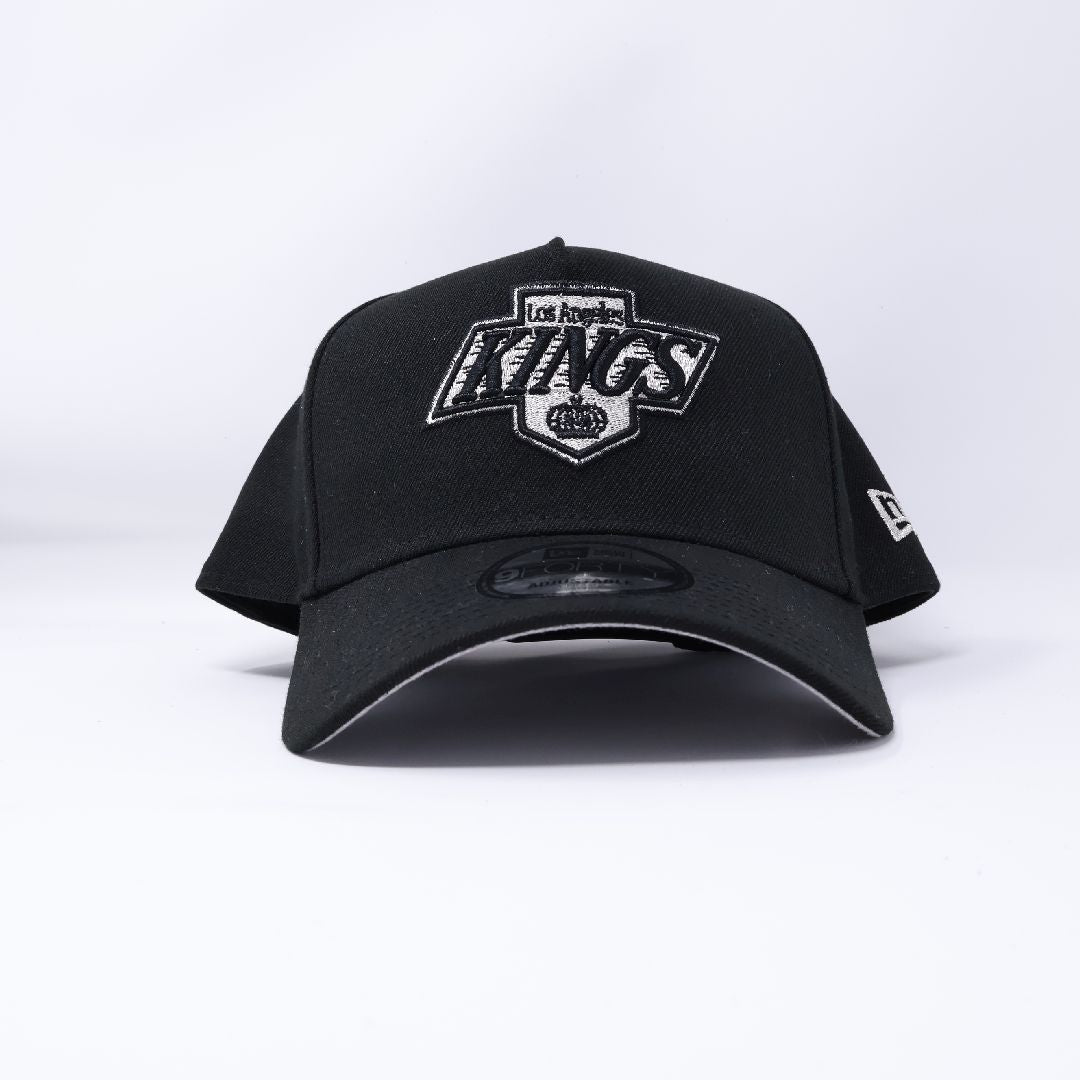 NWT Black Los Angeles Kings NHL Simple 9Forty New Era Adjustable Snapback Hat
